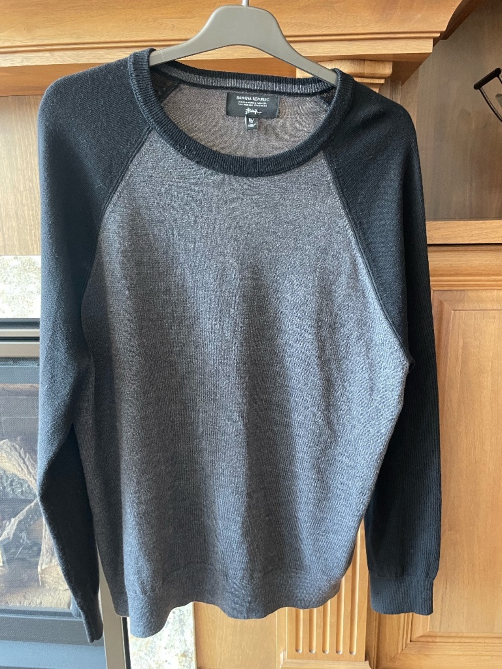Banana Republic Italian Merino Wool Colorblock Sweater Dark Grey Black XL